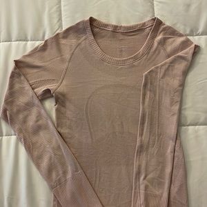 LULU Long Sleeve Top